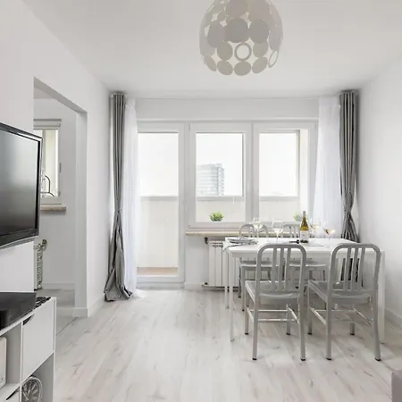 Апартаменты Smocza 26 By Renters Варшава